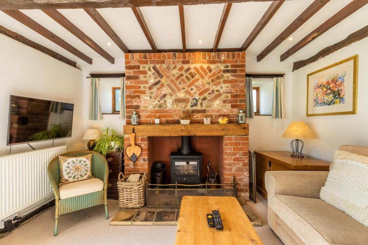 Host & Stay - Woodfalls Barn Burgh and Tuttington Exteriér fotografie